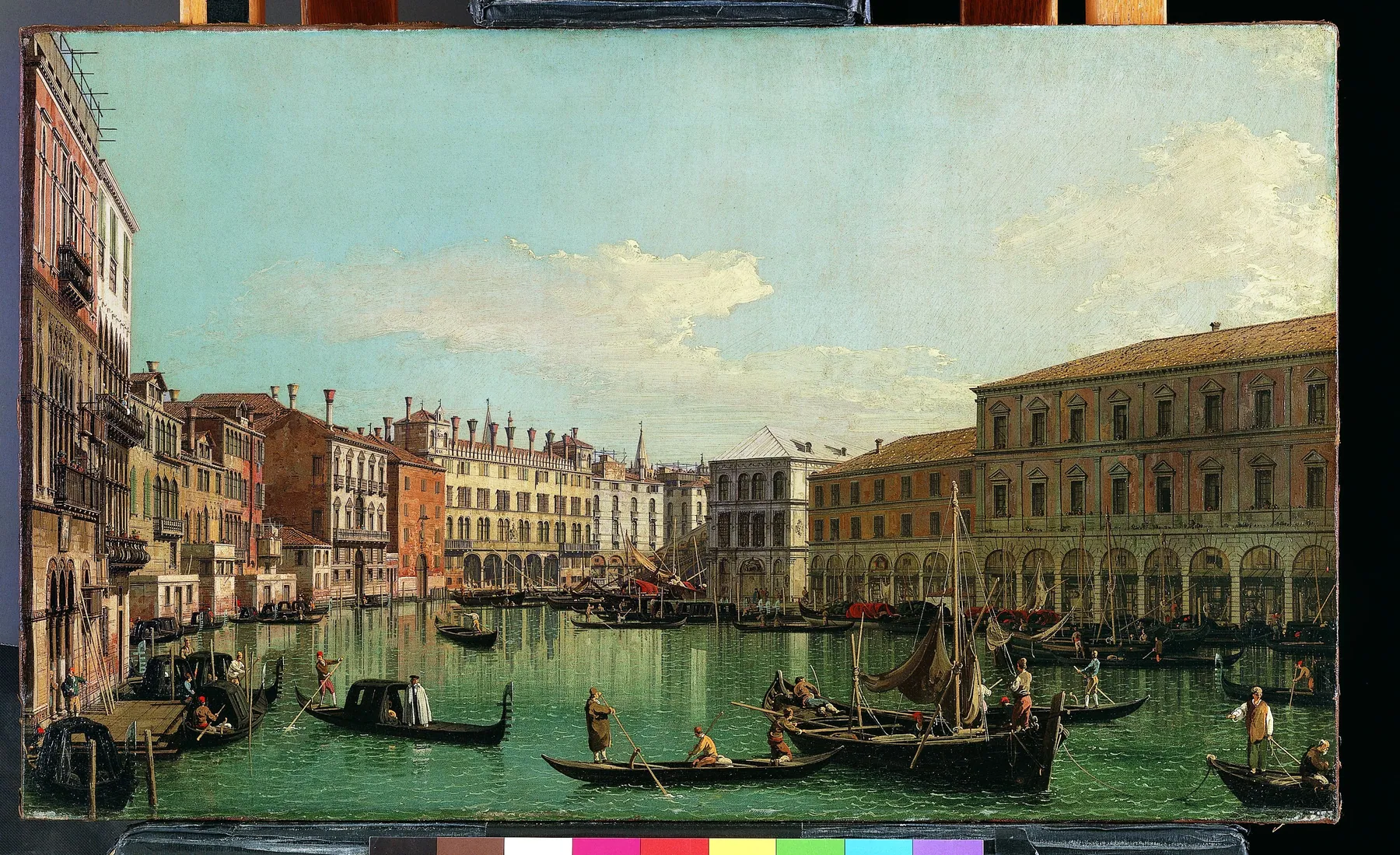 El Gran Canal, Venecia, mirando hacia el sur hacia el puente de Rialto, de Canaletto