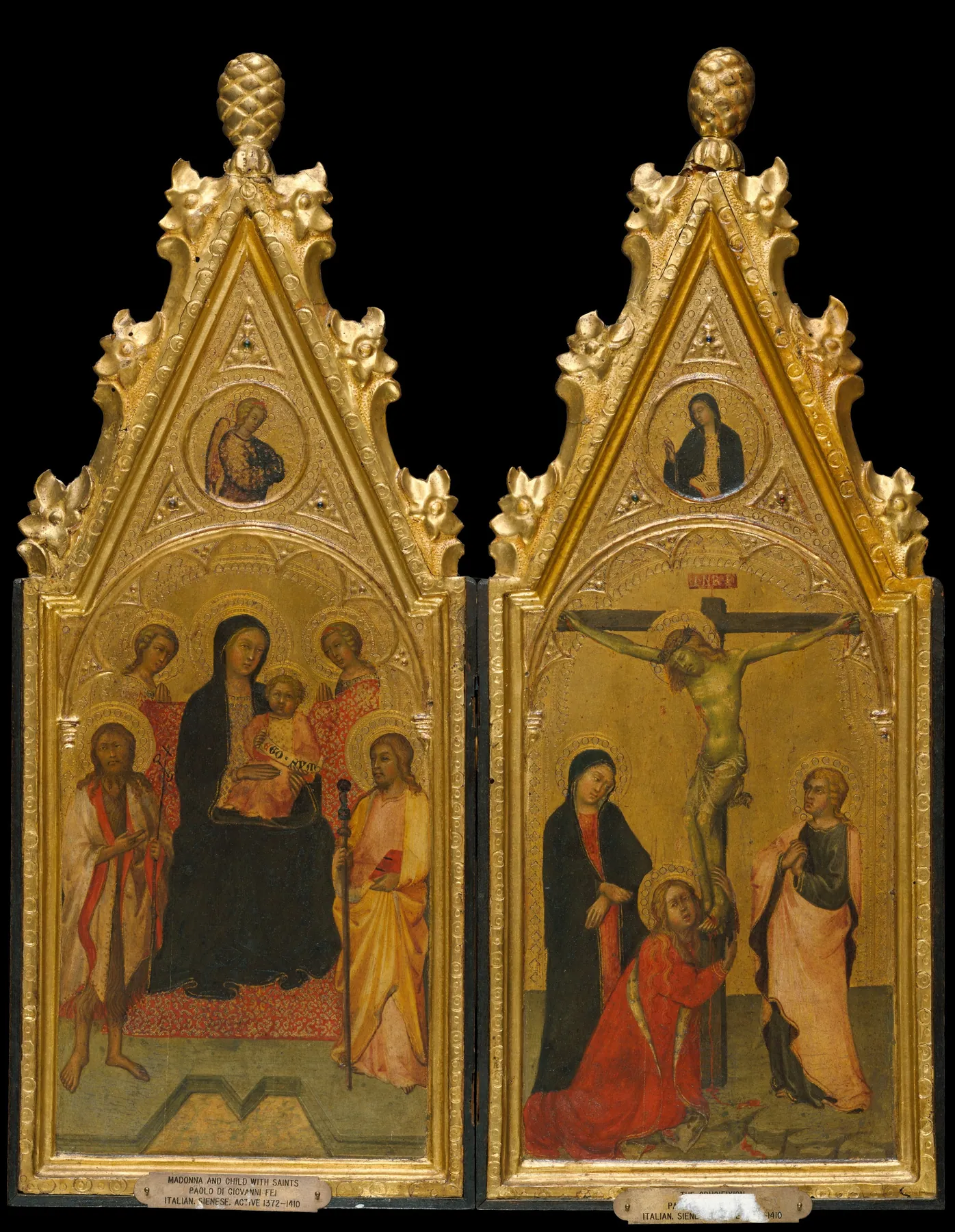 Virgen con el Niño entronizada con dos ángeles y los santos Juan Bautista y Santiago el Mayor y (arriba) el án, de Paolo di Giovanni Fei